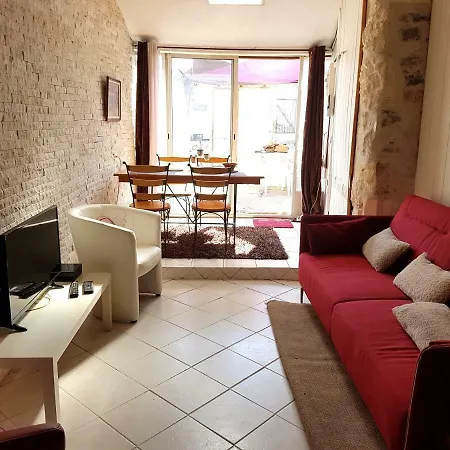 Апартаменти Maison *